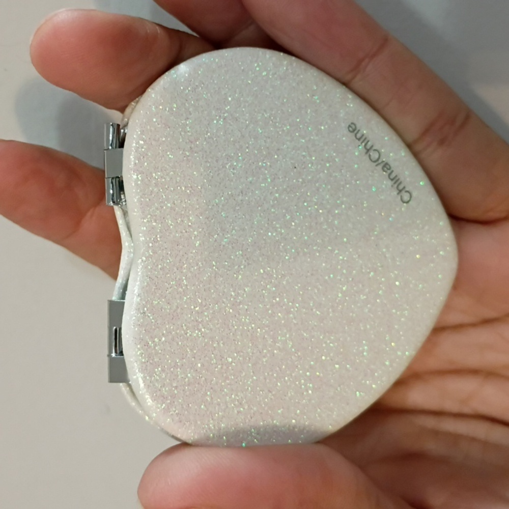 Coach, NIP, Women's, Compact Glitter Heart Mirror, Color White - Picture 7 of 9